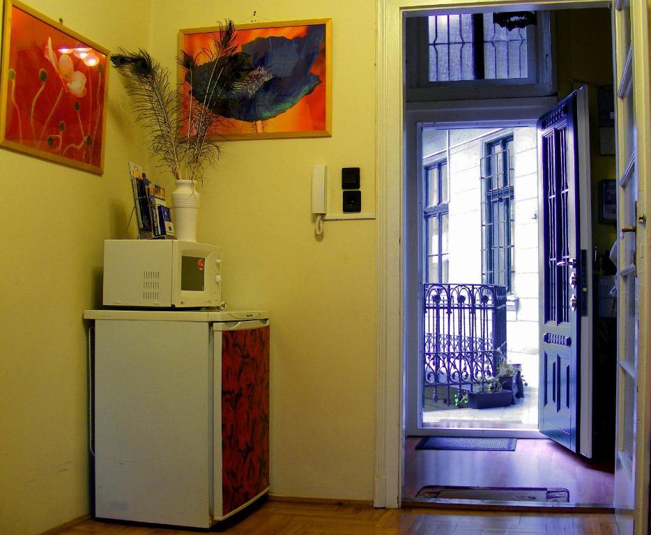 Firstapartments Inn City Center Budapest Szoba fotó